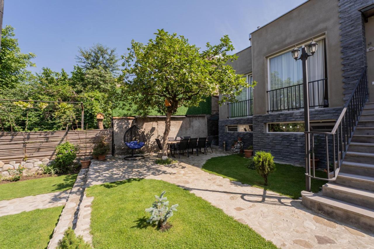 All Seasons Telavi Dış mekan fotoğraf